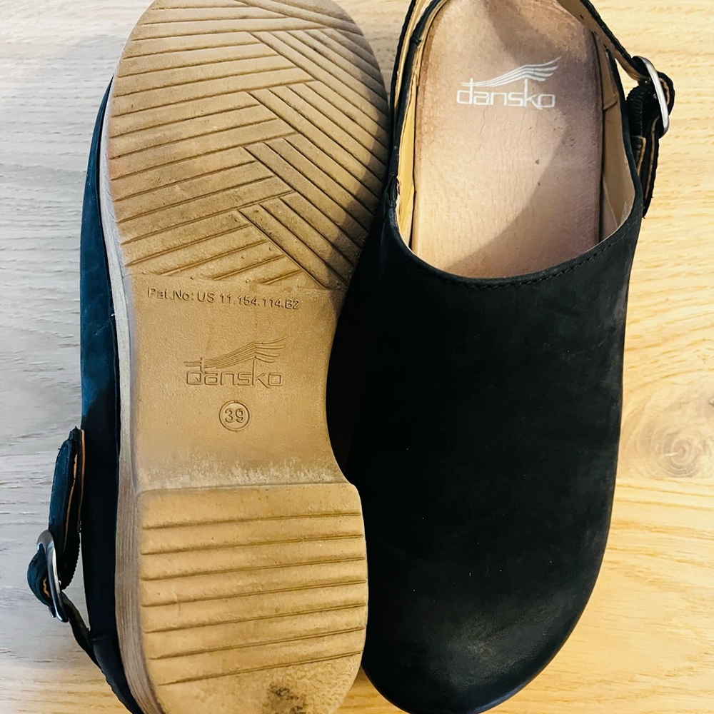 Dansko slip-on mules size EU 39, US 8.5-9